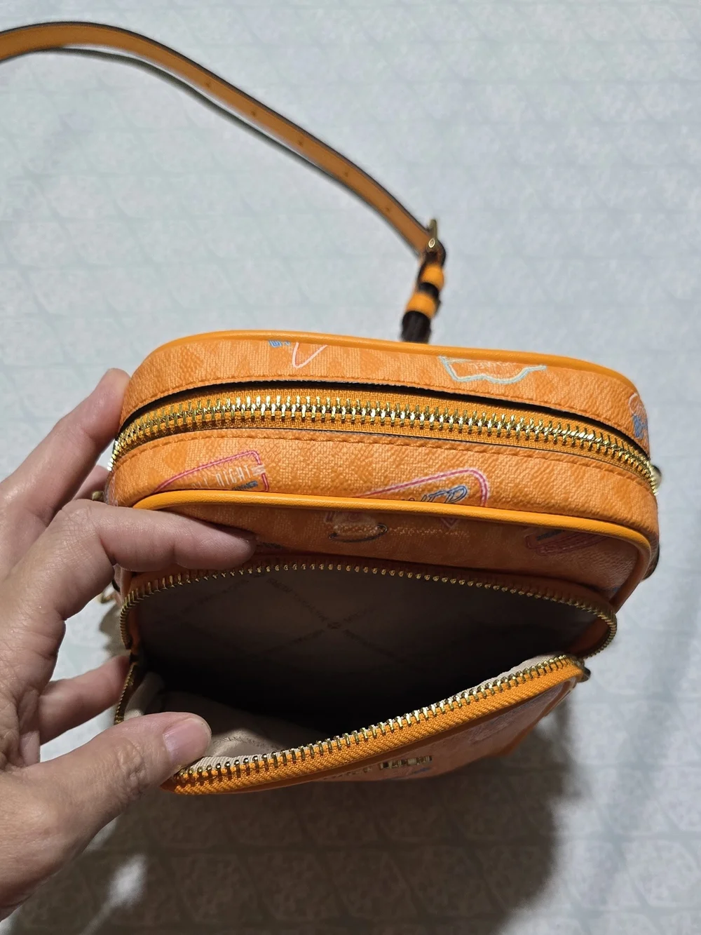 Michael Kors jet set